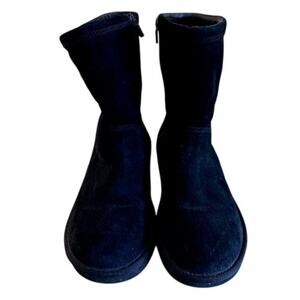 UGG Australia Classic Short Boots Black Suede Sheepskin Size 916
